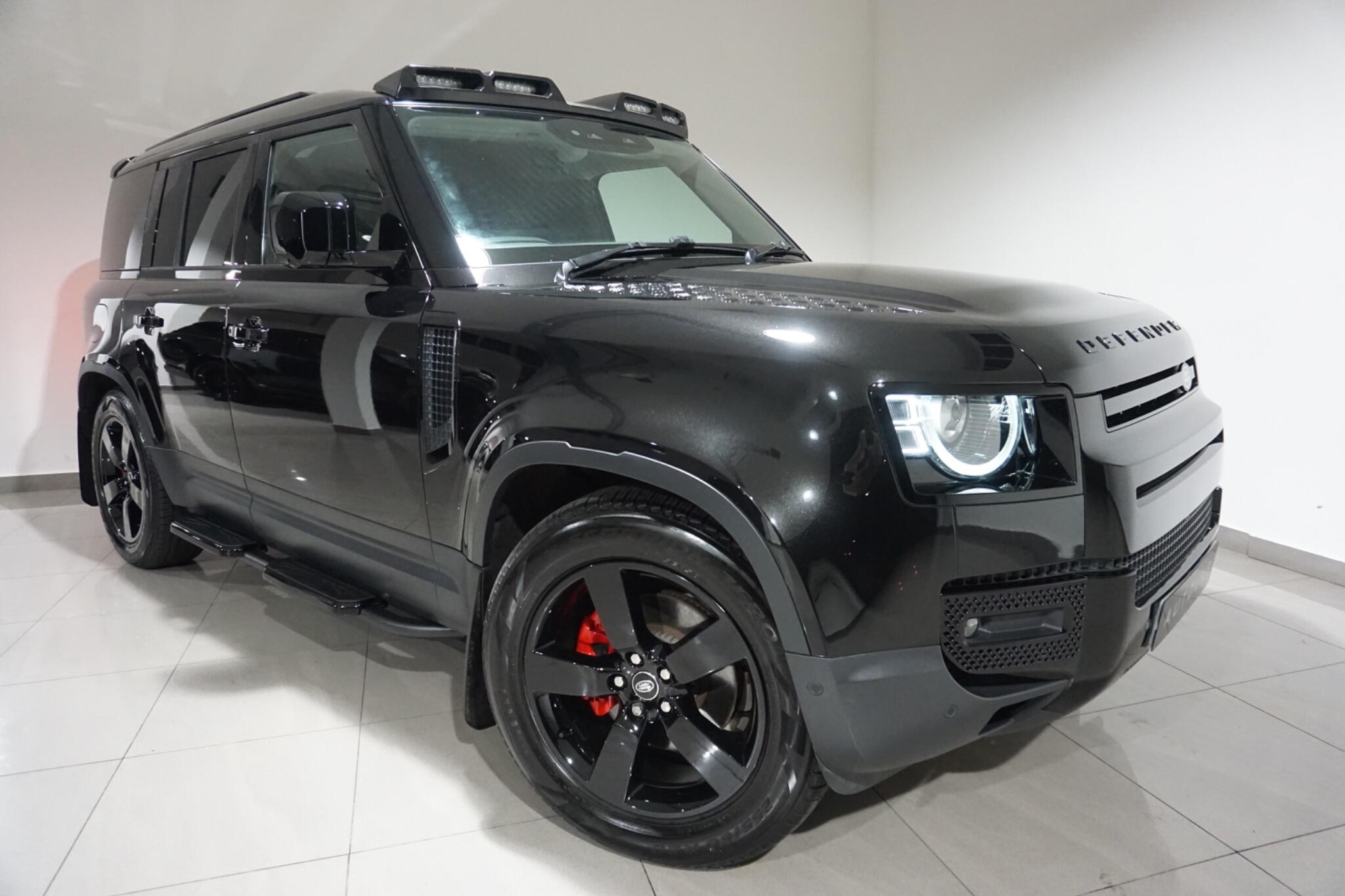 Land Rover Defender 110 3.0 D250 MHEV HSE Hard Top SUV Auto 4WD MWB Euro 6 (s/s) 5dr